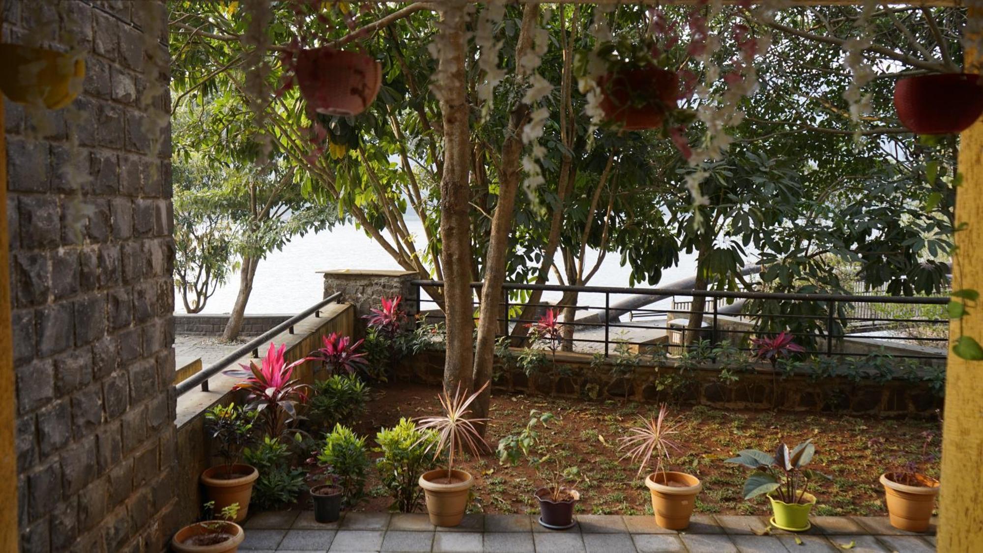 Portofino Treehouse Apartment Lavasa Exterior foto